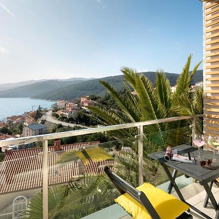 Small Apartment With A Big View Rabac Eksteriør billede
